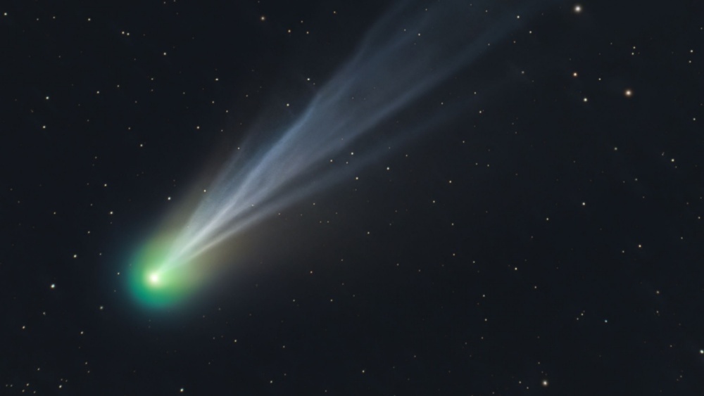 Солнечный ветер оторвал хвост комете Понса-Брукса