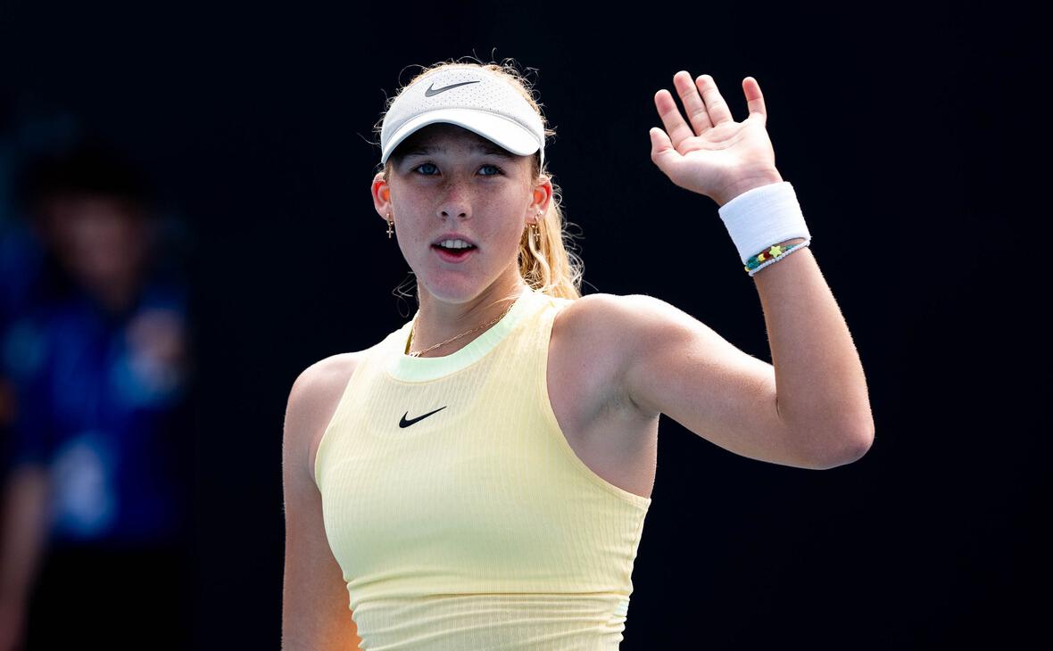 Мирра Андреева проиграла украинке в 1/4 финала турнира WTA во Франции
